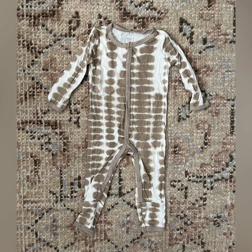 Kyte Baby Khaki Riptide Snap Romper